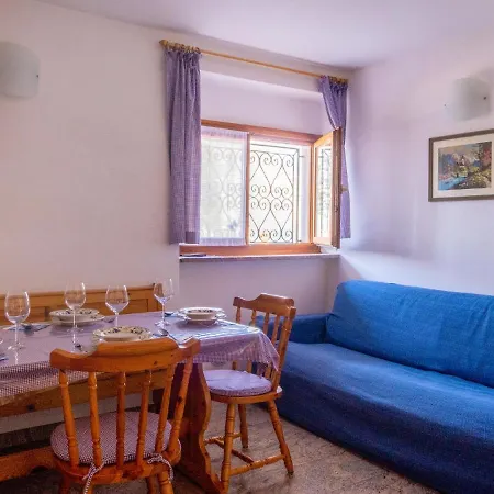 Delvai-3 By Interhome * Brenzone sul Garda
