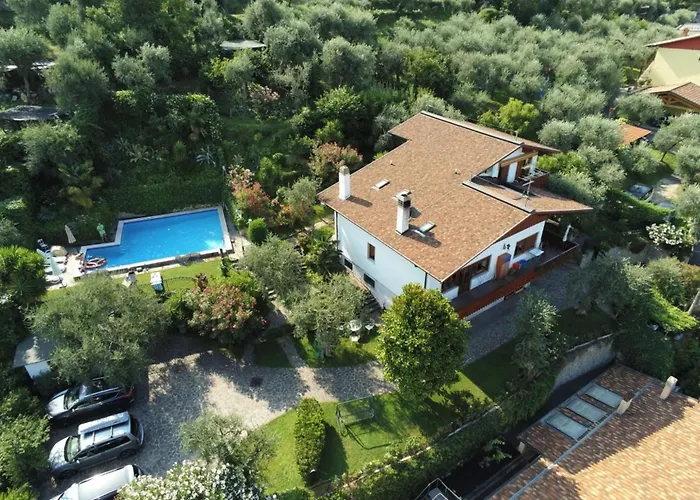 Delvai-3 By Interhome * ブレンゾーネ